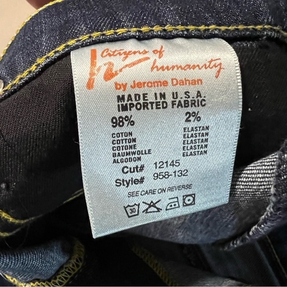 CITIZENS OF HUMANITY Cut-Off Denim Short - Picture 7 of 7